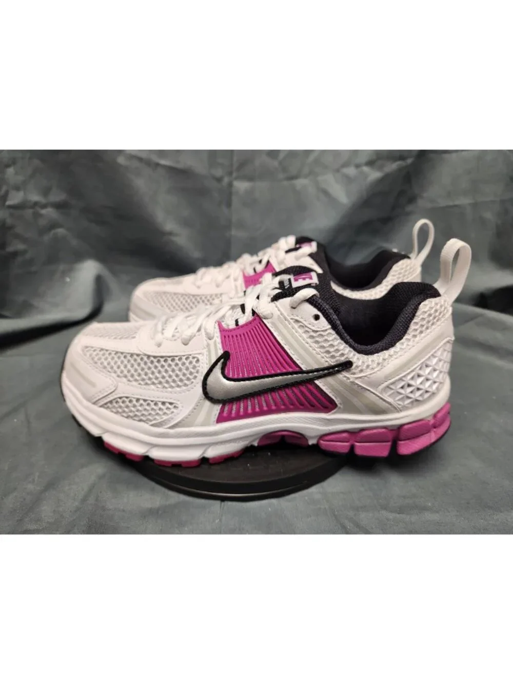 Nike Vomero 5 (GS) Sneakers HF6998 102 White Fuchsia Girls Size 5 NEW NO BOX!